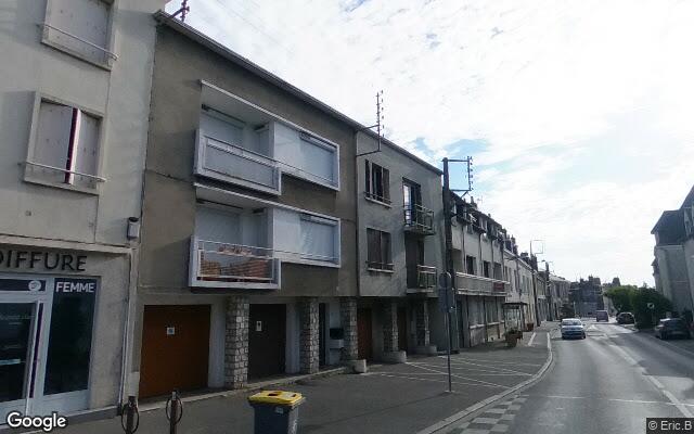 Façade : 25 rue du Faubourg de Bourgogne, Orléans